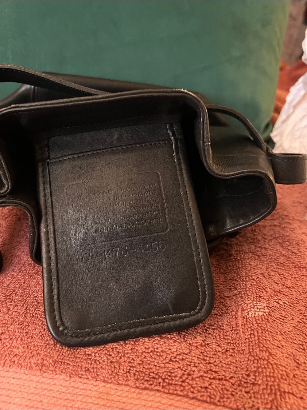 Coach 4156 Vintage EUC Soho Black Belted Crossbody - Picture 6 of 9